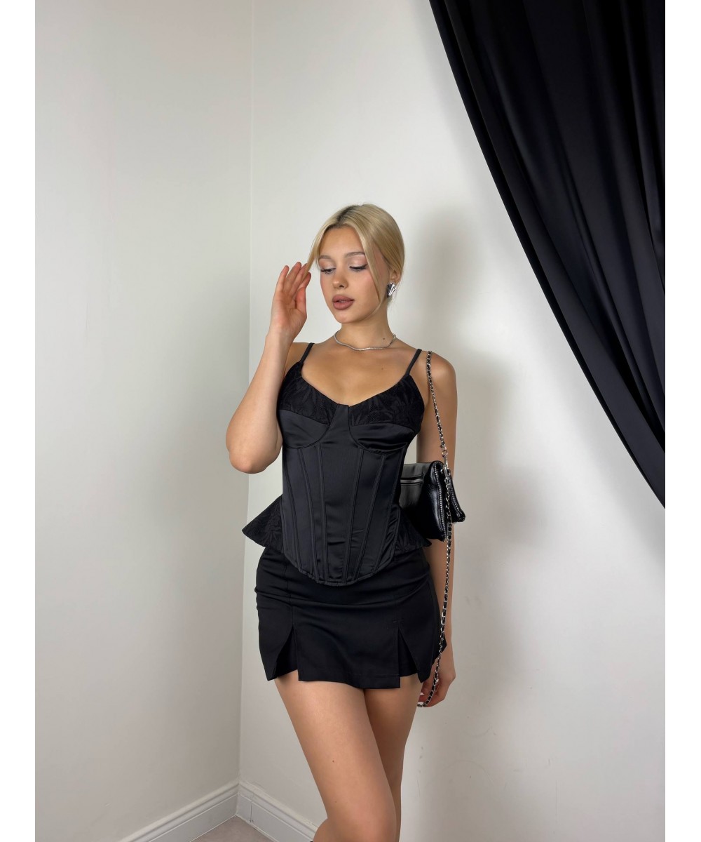 Siyah Dantel Detaylı Korse