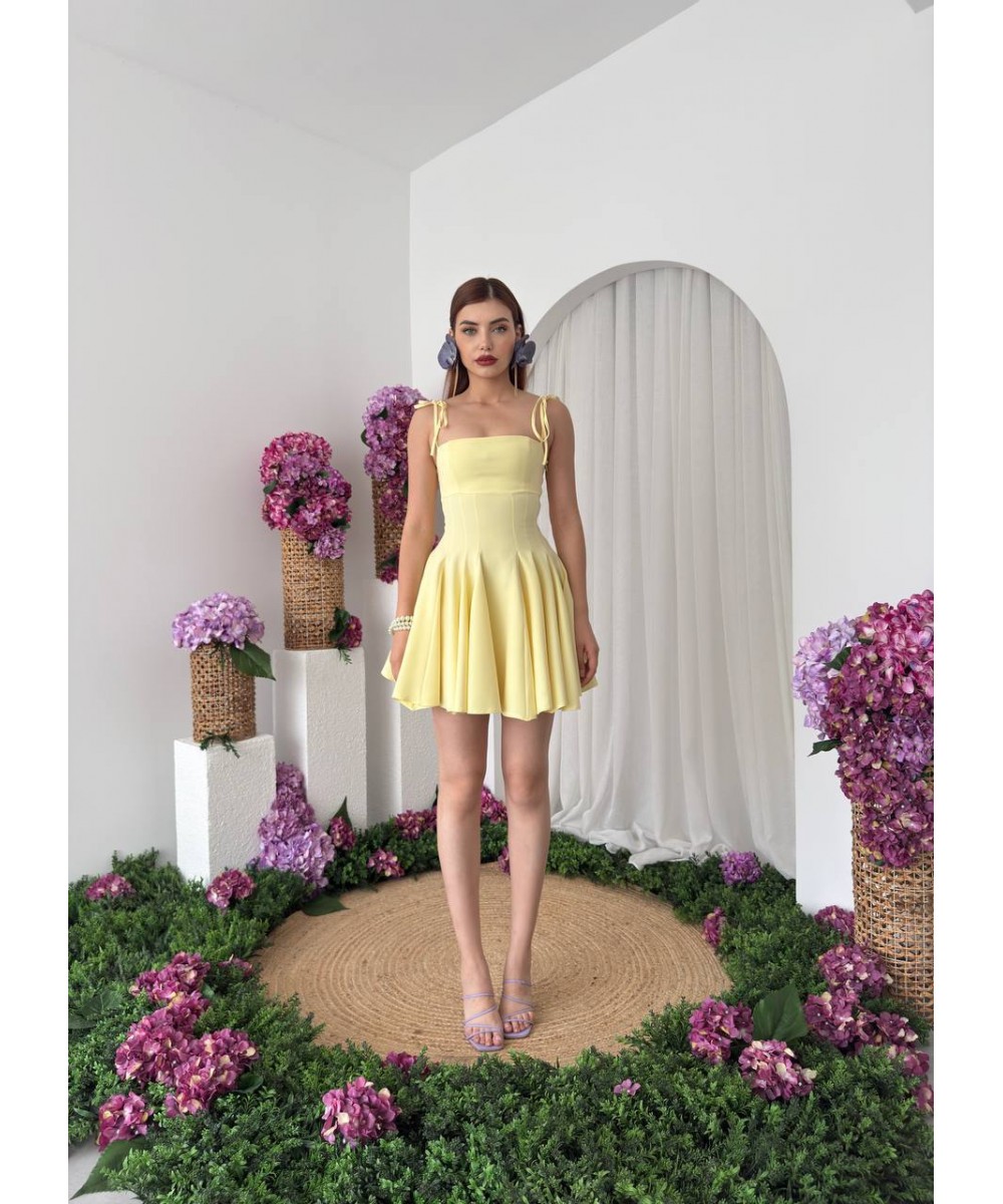 MEZUNİYET ELBİSESİ İPLİ SARI