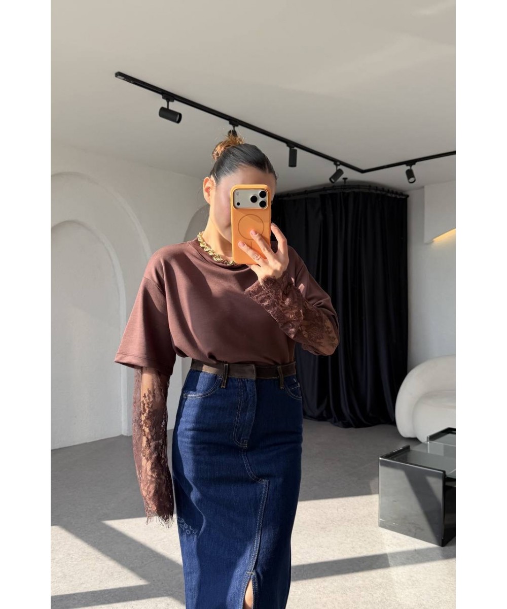 Kolları Dantel İşlemeli Tişört-kahverengi