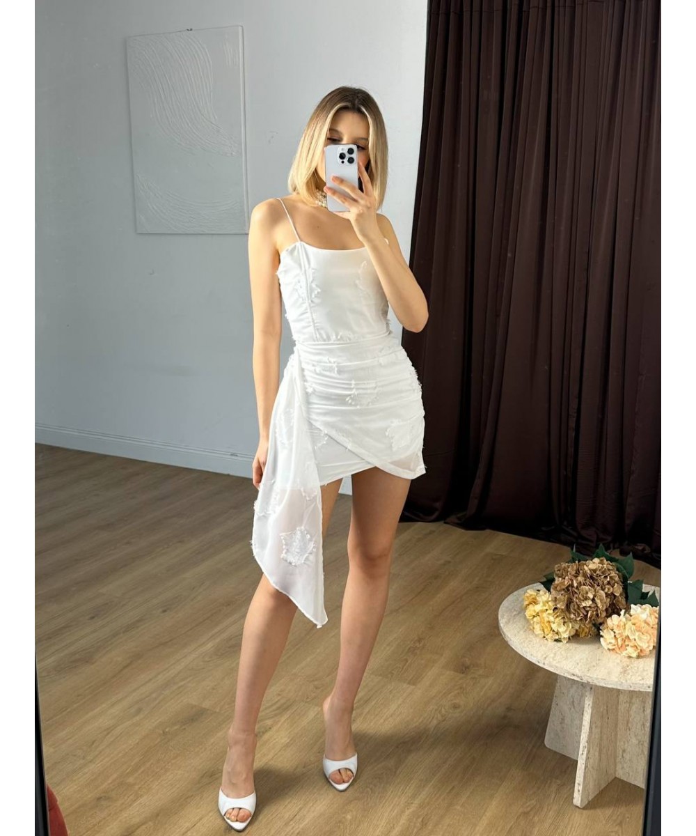 TASARIM MEZUNİYET ELBİSESİ - BEYAZ