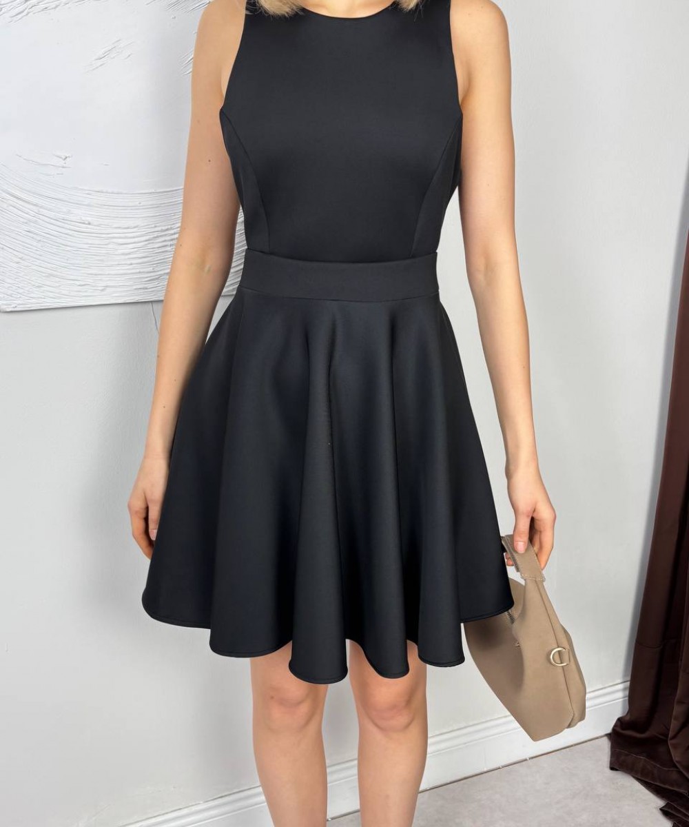 SIRT DEKOLTELİ MEZUNİYET ELBİSESİ