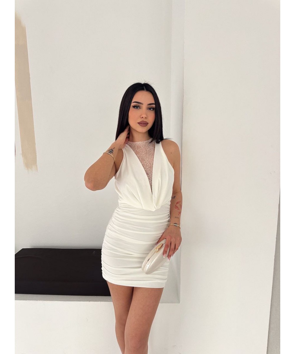 BEYAZ DANTELLİ ELBİSE
