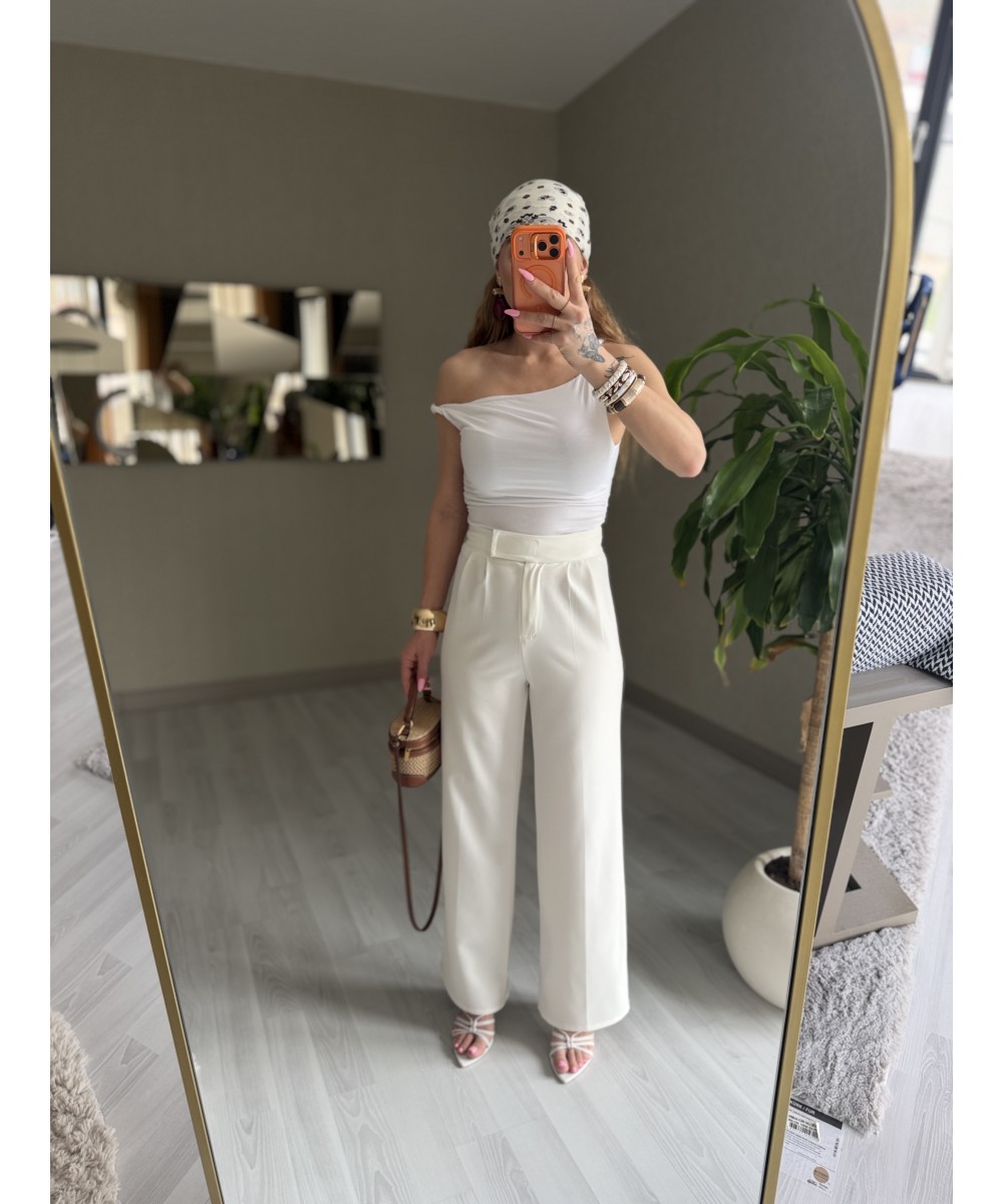 Beyaz cırtcırtlı palazzo pantolon 