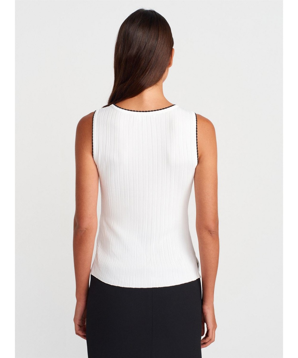 Kayık Yaka Ftilli İnce Triko Bluz-Ekru-Siyah