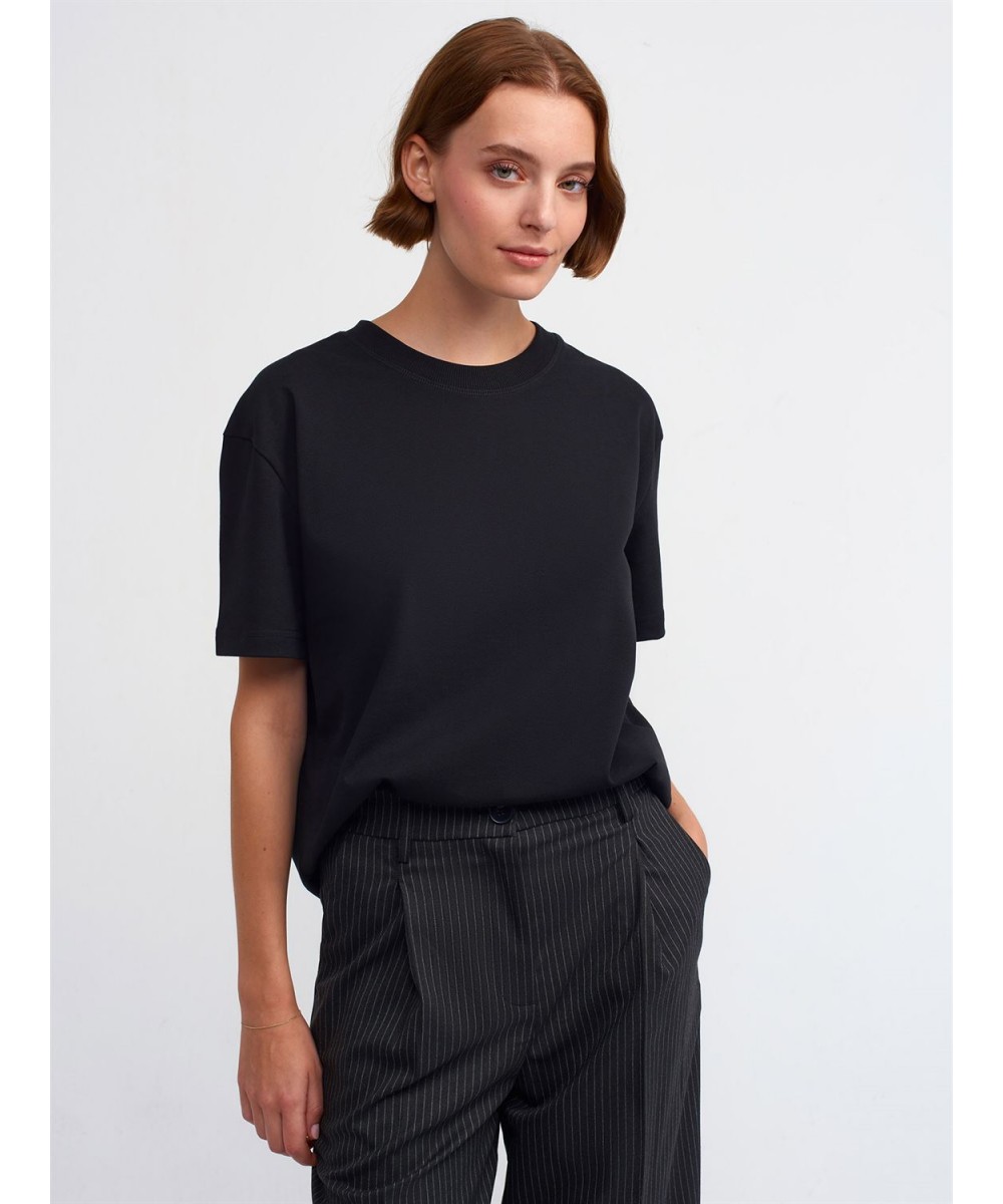 %100 Pamuk Bisiklet Yaka T-Shirt-Siyah