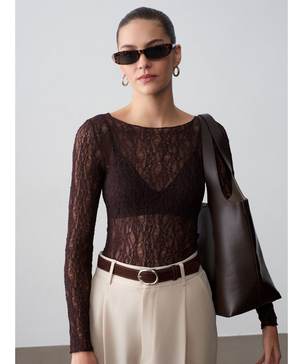 Kayık Yaka Dantel Top-Koyu Kahve