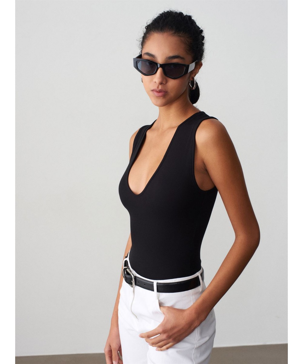 V Yaka Bodysuit-Siyah