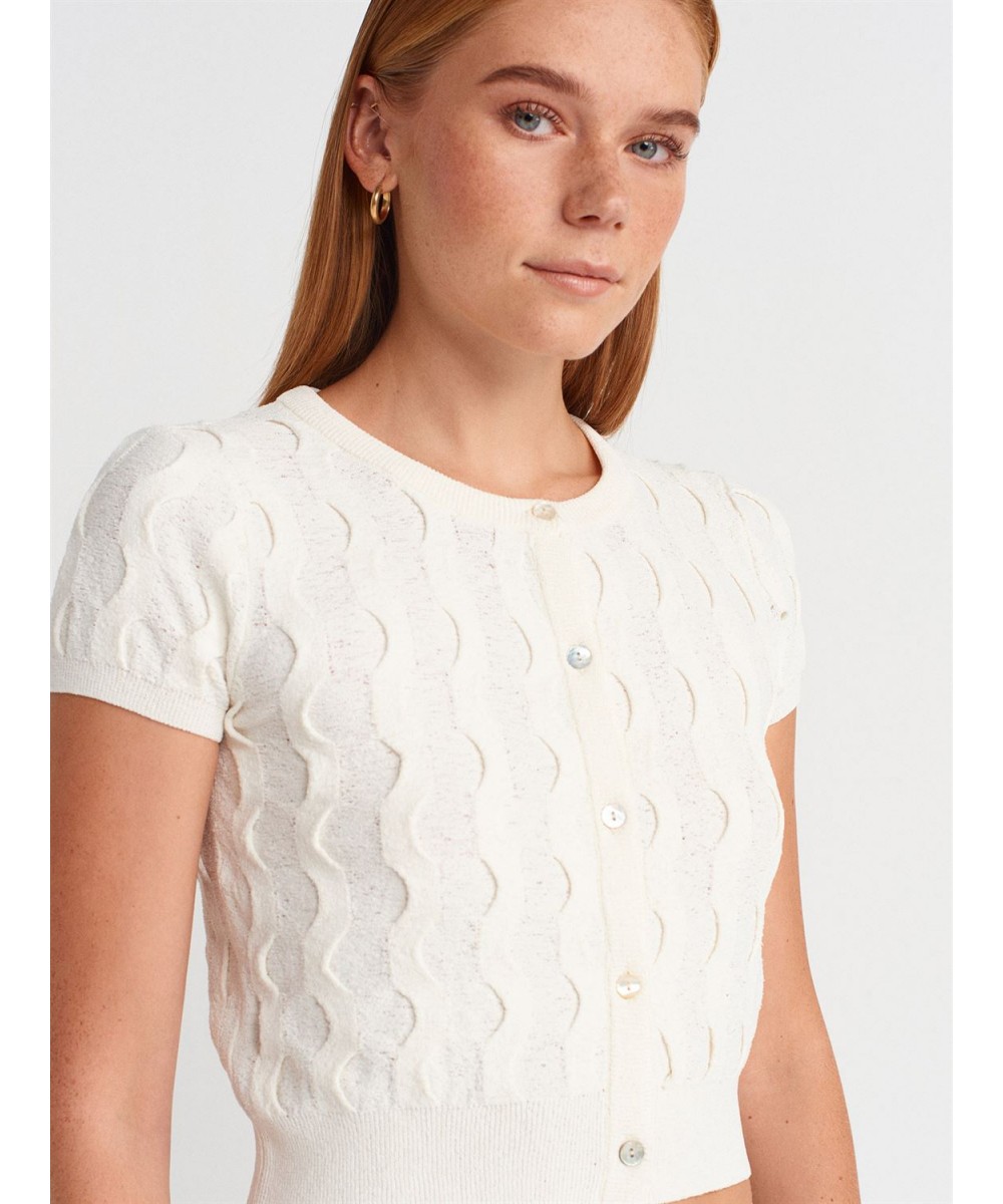 Bisiklet Yaka Dokulu Triko Hırka-Beyaz