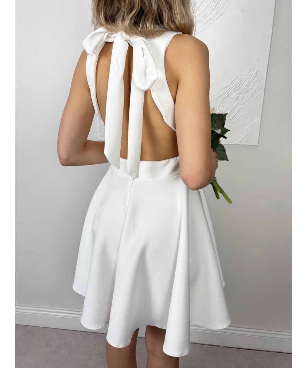 Sırt dekolteli elbise