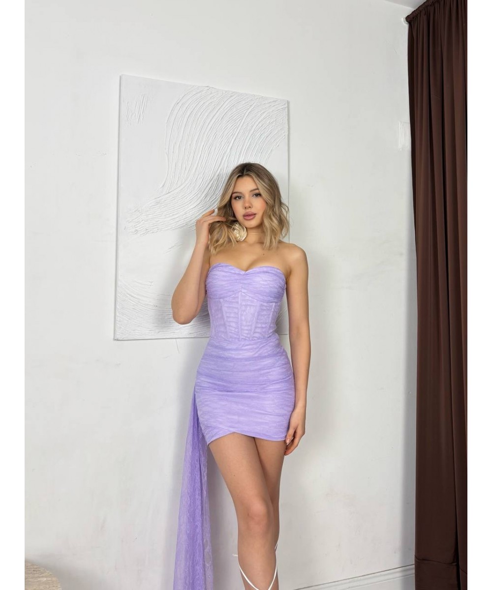 Lila Elbise