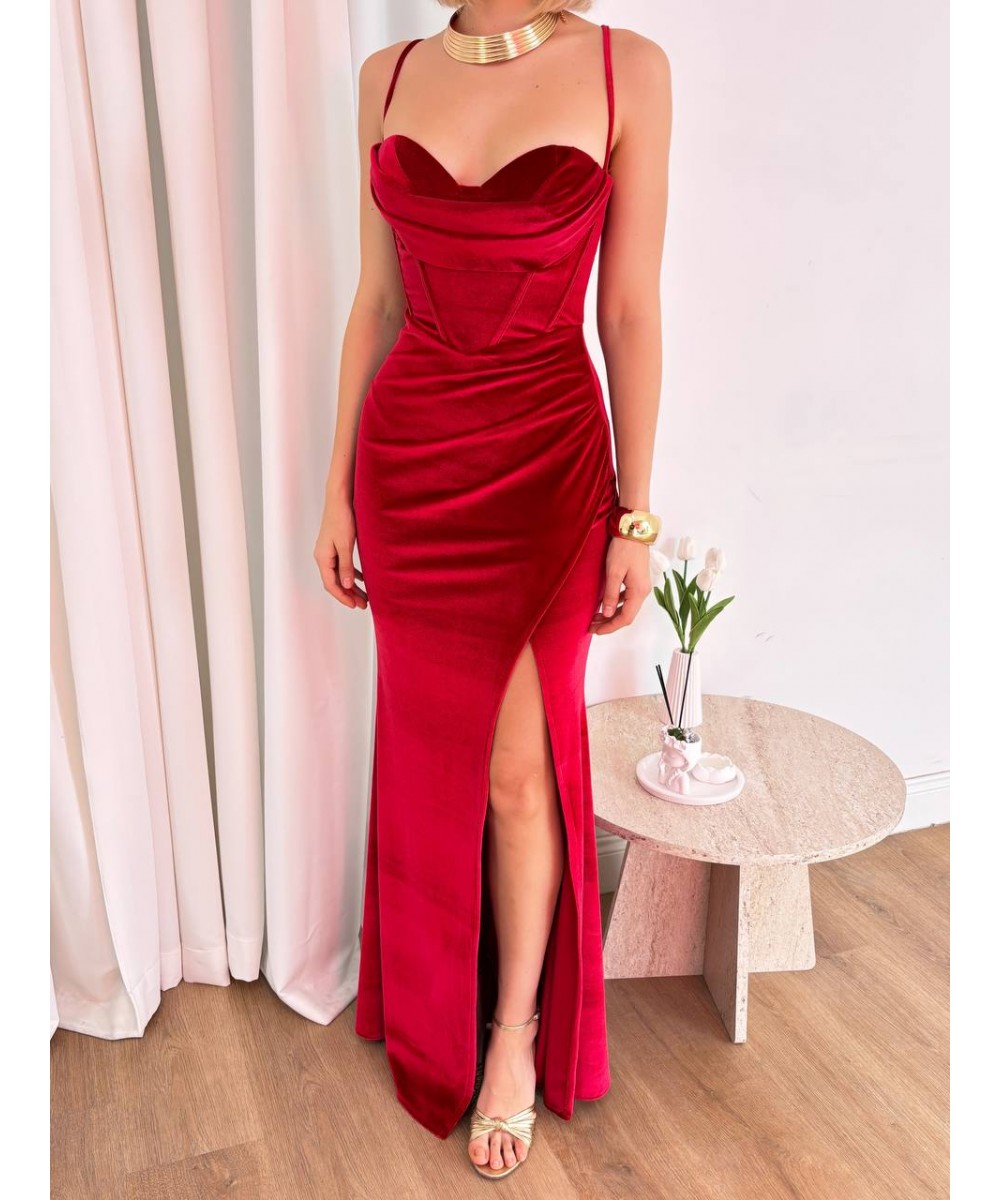 KADİFE SIRT DEKOLTELİ KIRMIZI ELBİSE