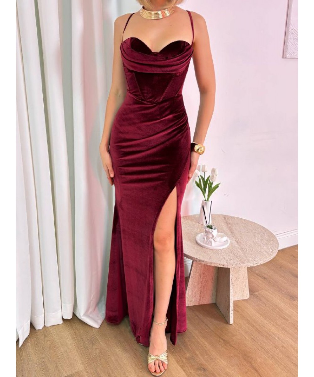 SIRT DEKOLTELİ KADİFE BORDO UZUN ELBİSE