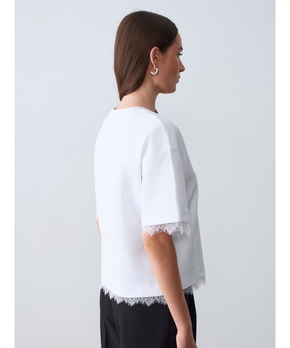 Dantel Detaylı Kısa Kollu T-shirt-Beyaz