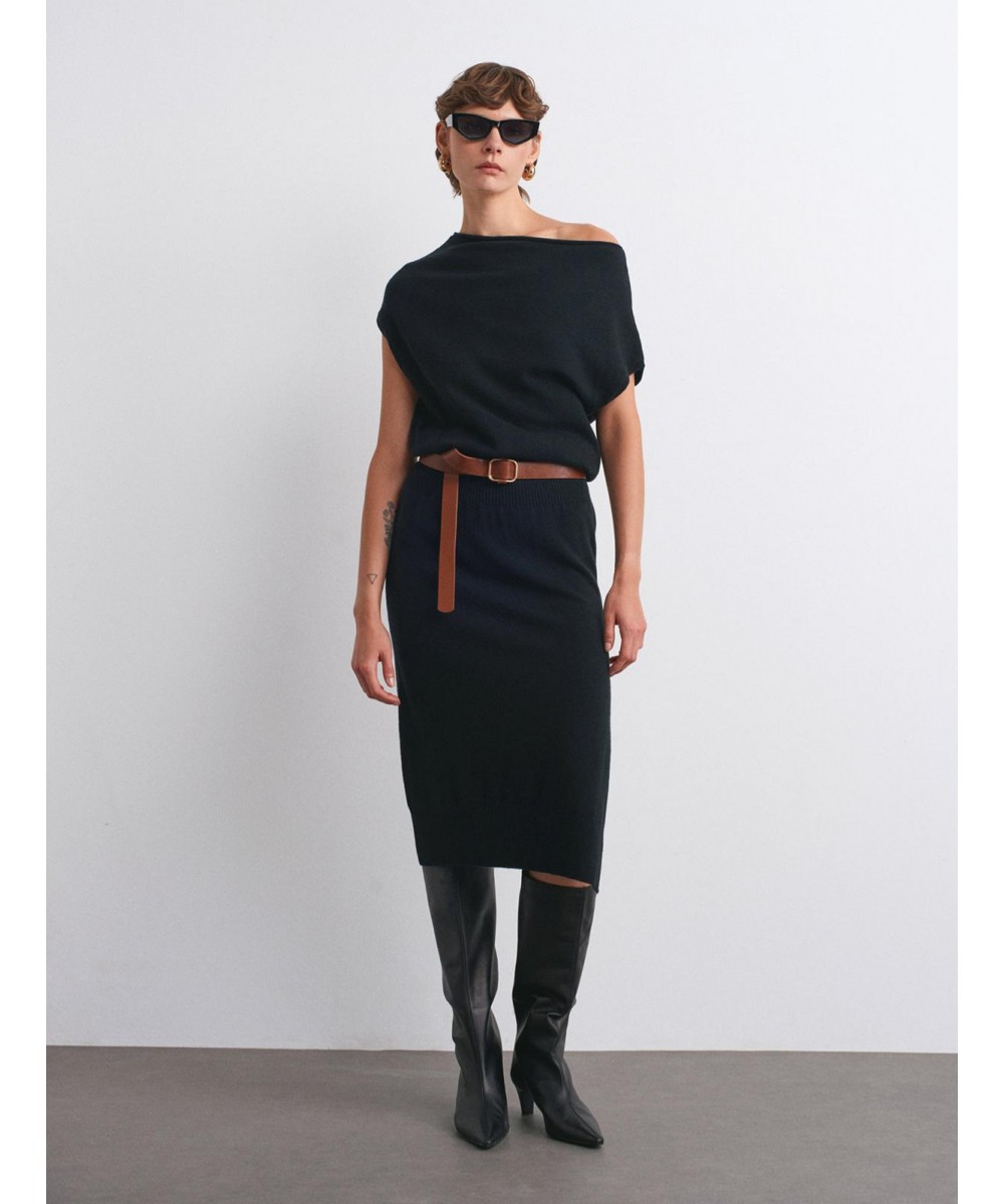 Yünlü Karışımlı Kemerli Triko Elbise-Siyah