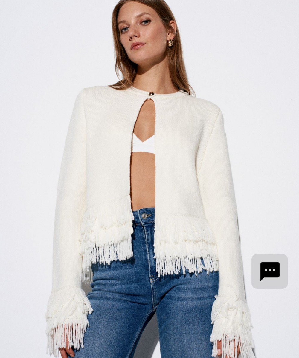 Kolu Püsküllü Triko Hırka